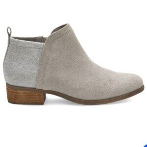 Tom's Deia Womens Suede Light Gray Block Heels Ankle Boots Side Zip 9 1/2
